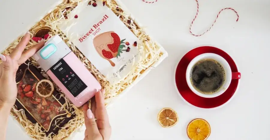 Zdjęcie Najlepsze prezenty na Dzień Nauczyciela dla wychowawcy, które zachwycą