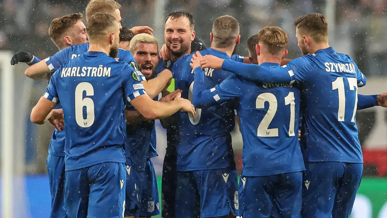 Zdjęcie Kiedy mecz Lecha w pucharach? Sprawdź terminy i ważne informacje