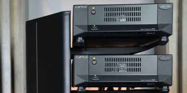 Zdjęcie Sprzęt lepszy od mono: jak ulepszyć jakość dźwięku w domu