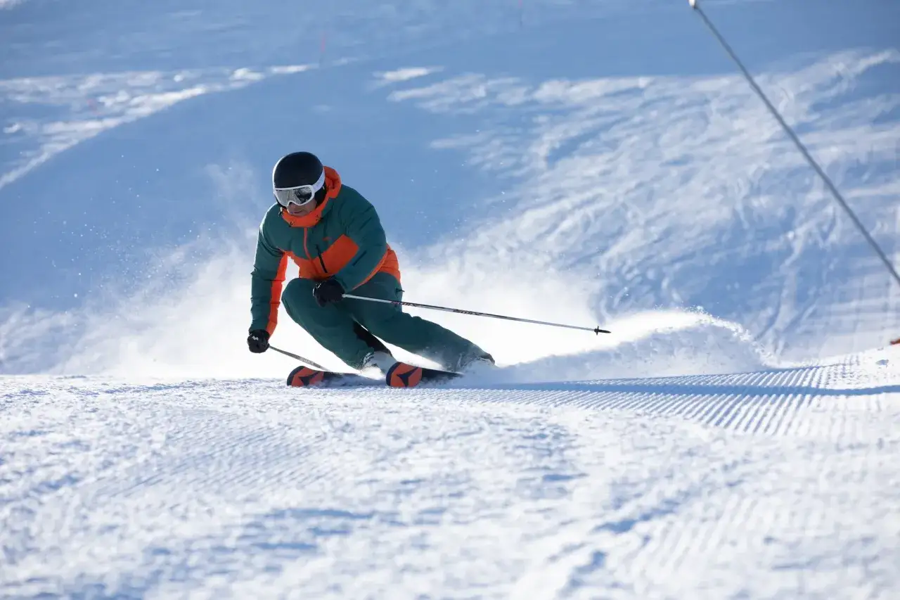 Różne sporty górskie Słowacja trekking narty wspinaczka