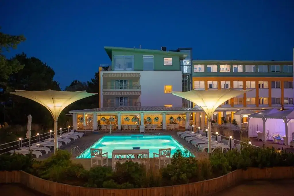 Hotel Bryza Jurata wsp&oacute;łczesny wygląd