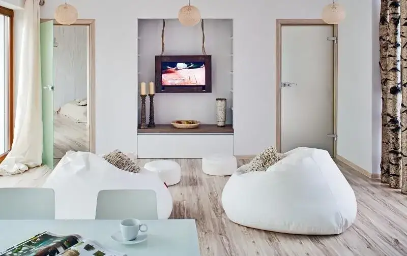 Zdjęcie Kreatywne pomysły na wnękę w salonie: funkcjonalność i styl
