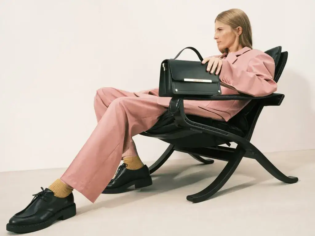 eleganckie buty do wąskich spodni damskich do pracy i na wieczór