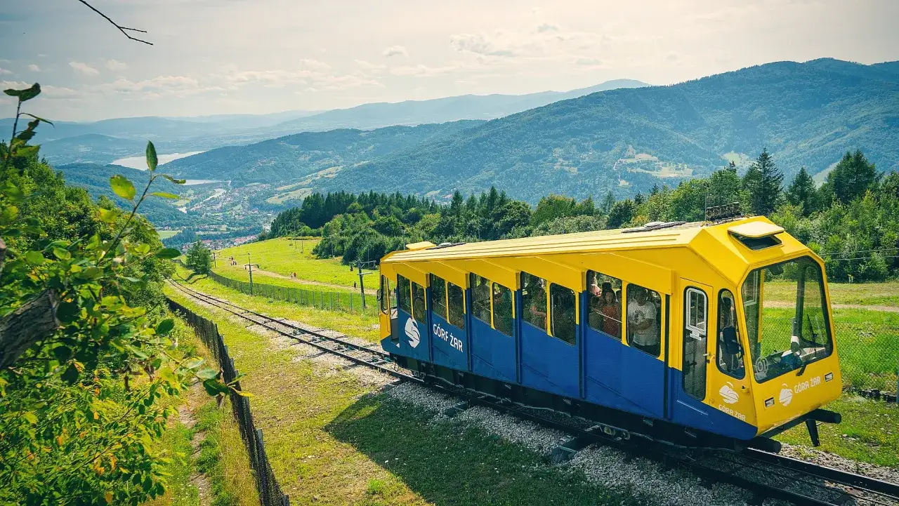 G&oacute;ra Żar kolej linowa panorama