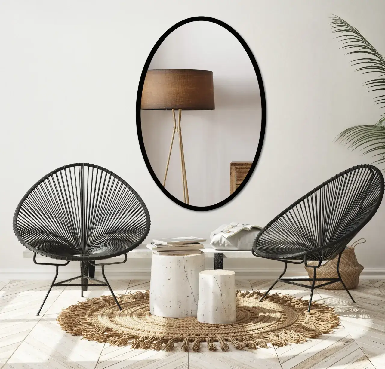 r&oacute;żne kształty czarnych luster we wnętrzach