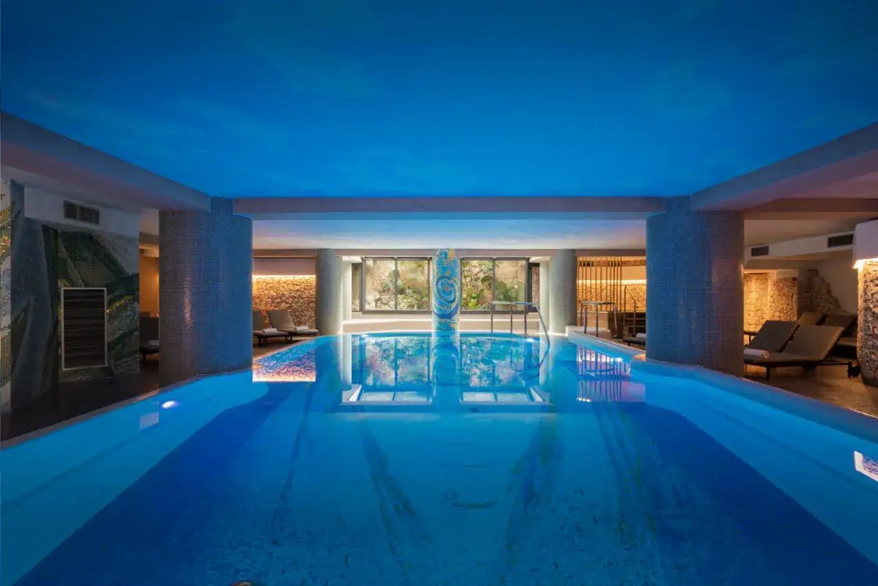 Nicolaus Wellness Centre Bari piscina interna riscaldata