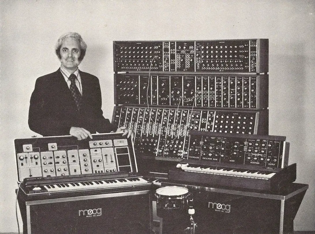 pionierzy muzyki elektronicznej syntezator mooga