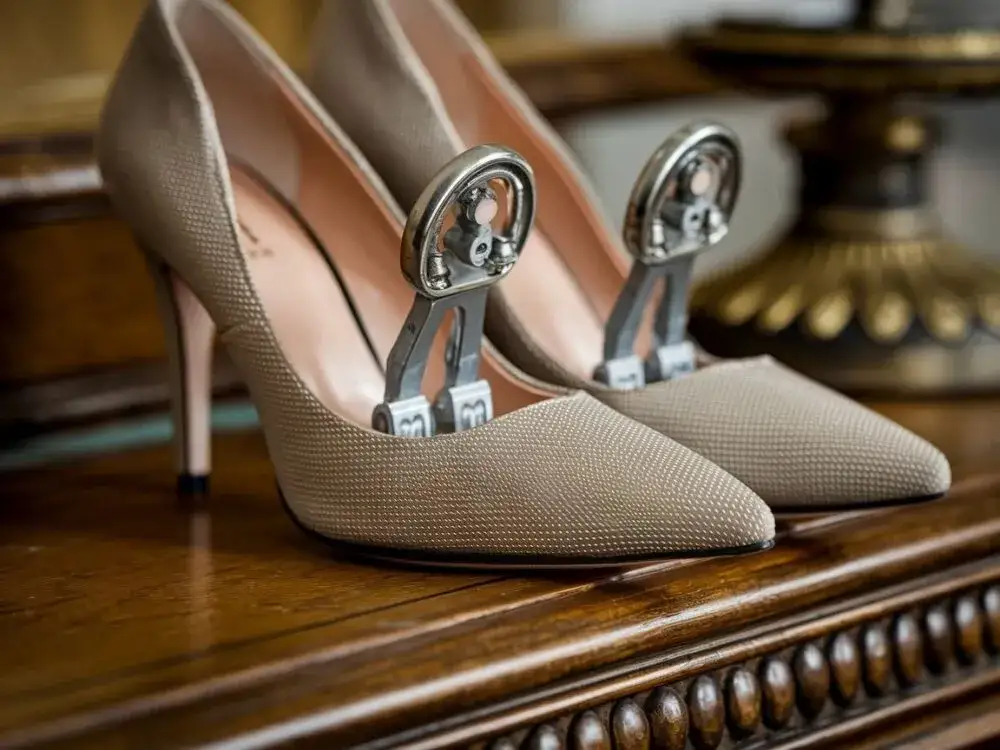 rozciąganie szpilek domowe sposoby narzędzia