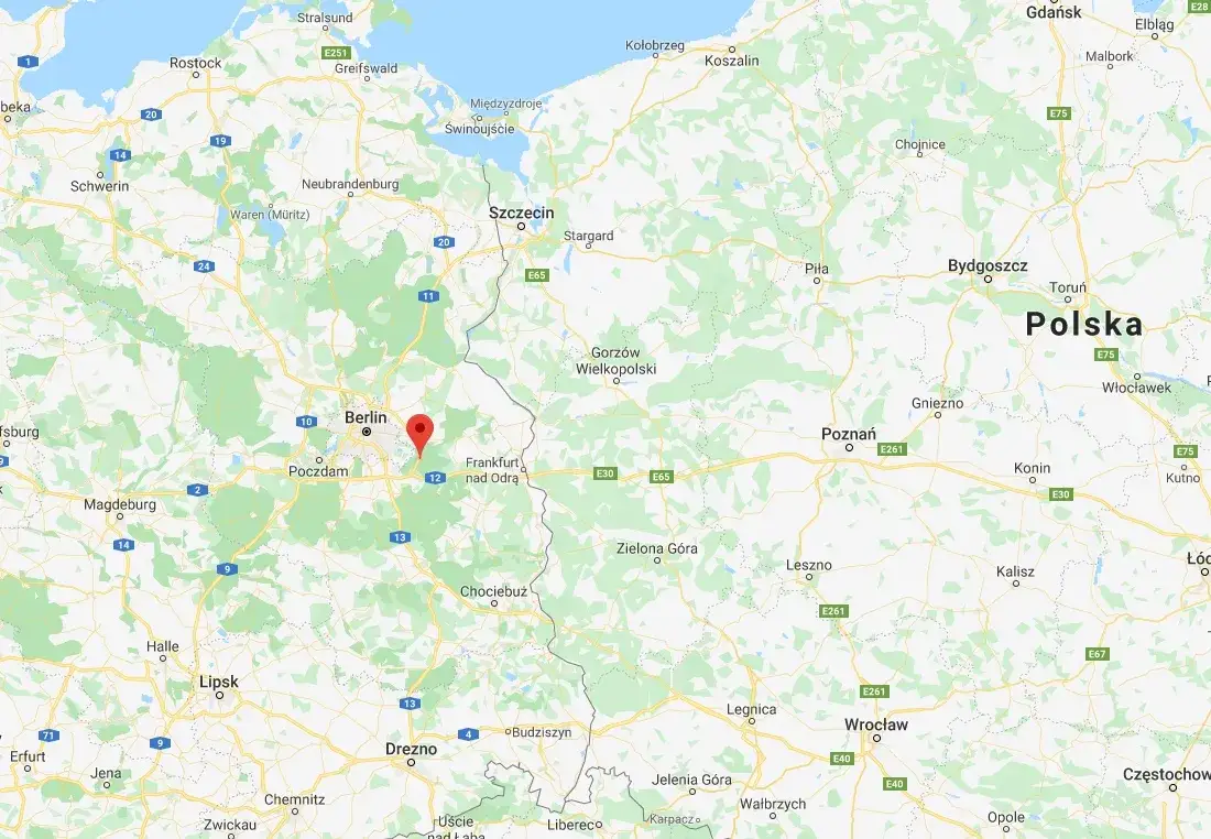 Mapa fabryk Tesli Gigafactory