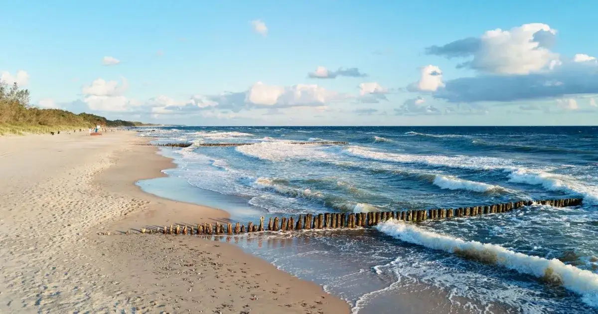 Kołobrzeg plaża jesień zima spok&oacute;j