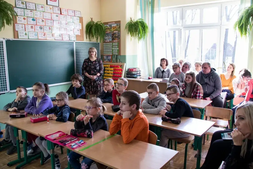 Zdjęcie Szkoła dla niesłyszących w Bielsku-Białej – wsparcie i edukacja na miarę potrzeb