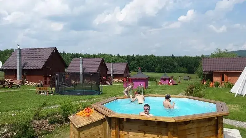 Zdjęcie Weekend z dzieckiem w Świętokrzyskim? Gotowy plan, atrakcje, noclegi.