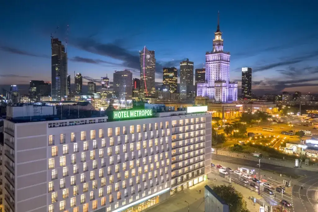 r&oacute;żne typy hoteli warszawa