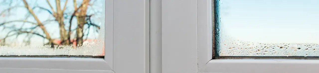 Zdjęcie Dlaczego jest para na oknach? Poznaj przyczyny i sposoby na problem