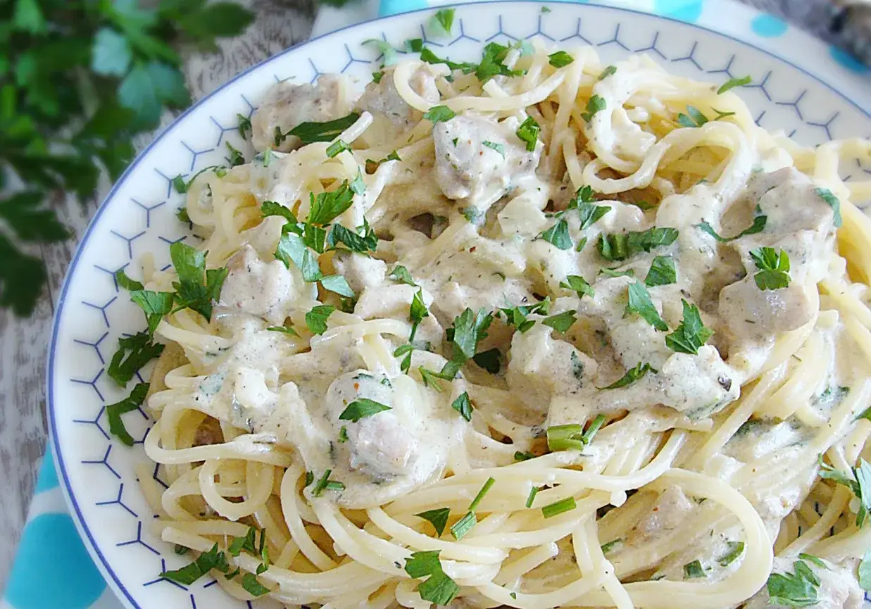 spaghetti z serem pleśniowym różne warianty