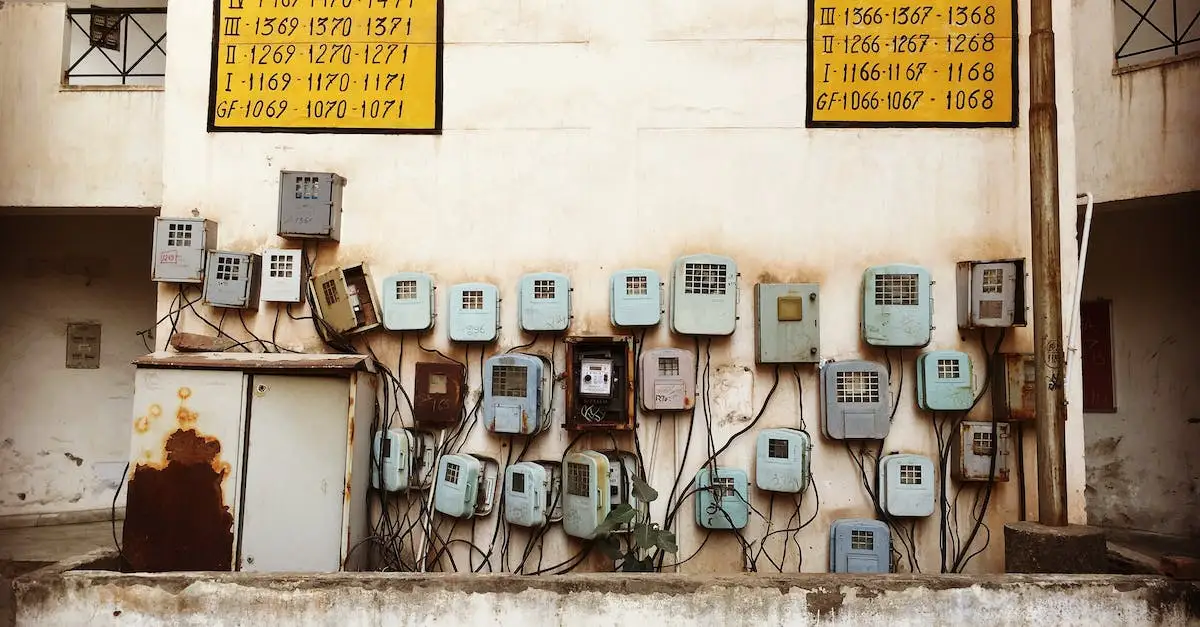  Ile kosztuje 1 kWh prądu? Aktualne ceny energii elektrycznej w Polsce [WRZ 2023]