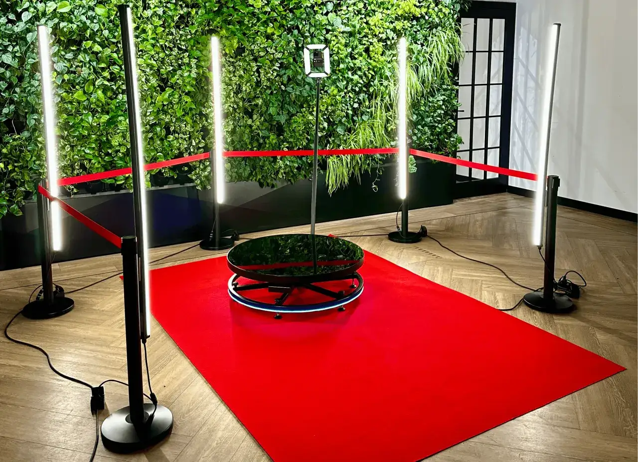 fotobudka 360 i selfie mirror na wesele