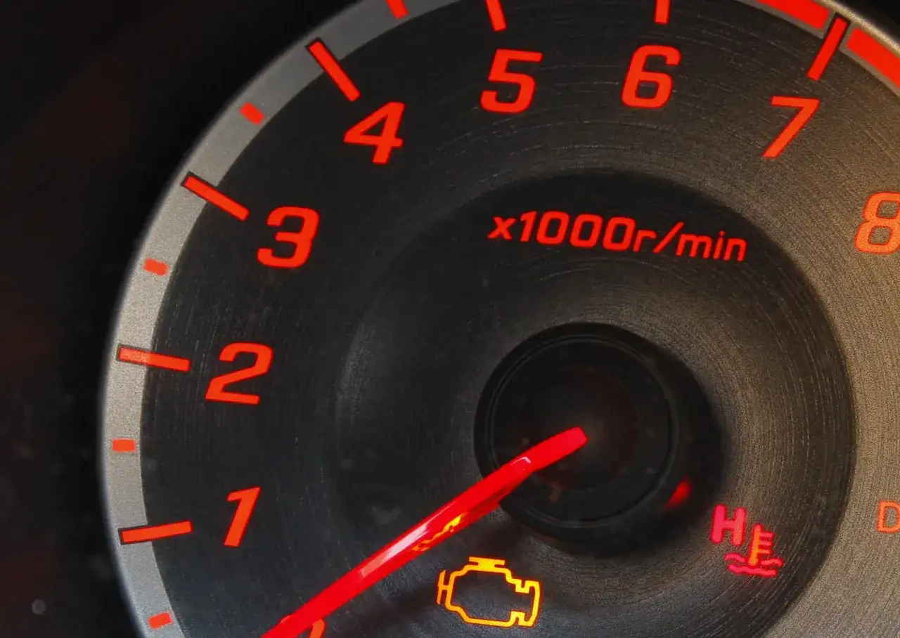 Kolory kontrolek płynu chłodniczego znaczenie