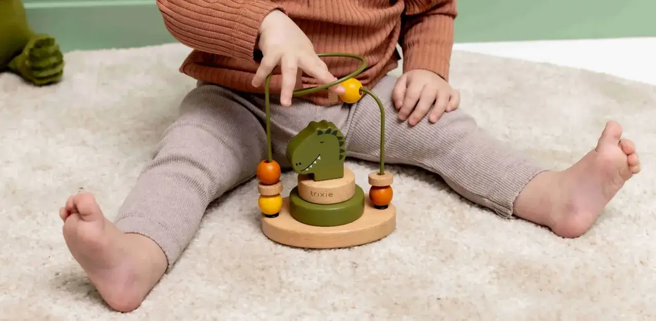 bezpieczne materiały do zabawek sensorycznych, nietoksyczne farby dla dzieci