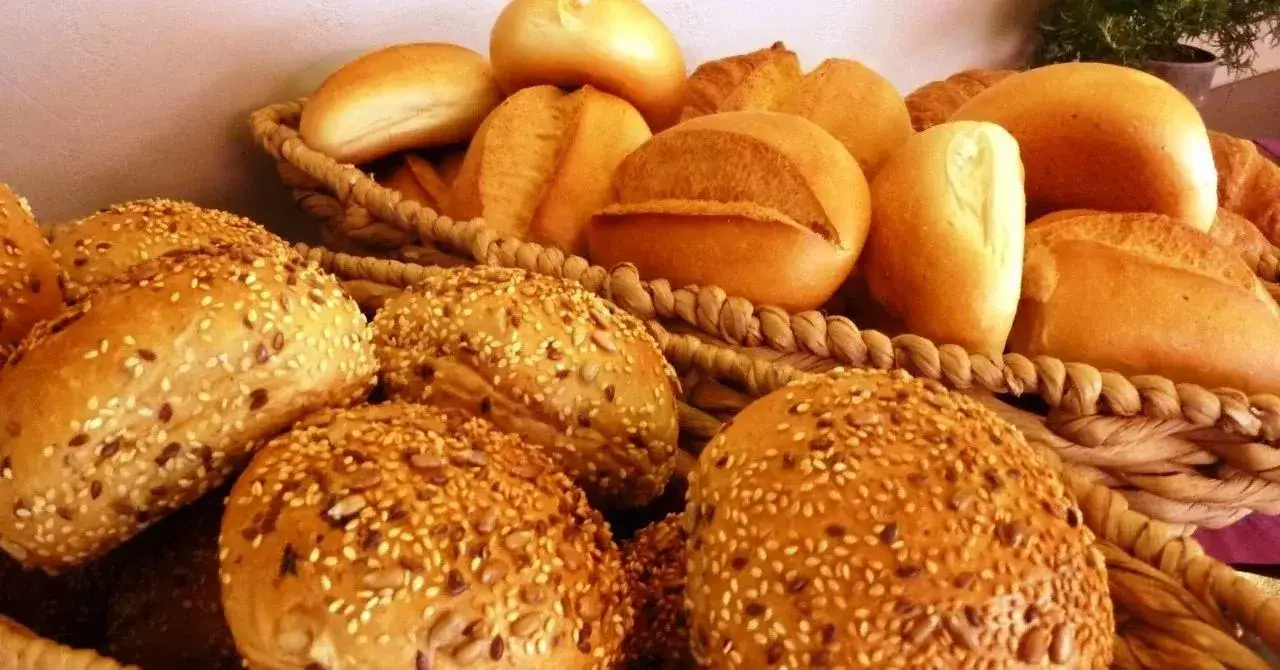 Zdjęcie Przepis na zdrowe bułki – domowe pieczywo bez chemii i prosto z piekarnika