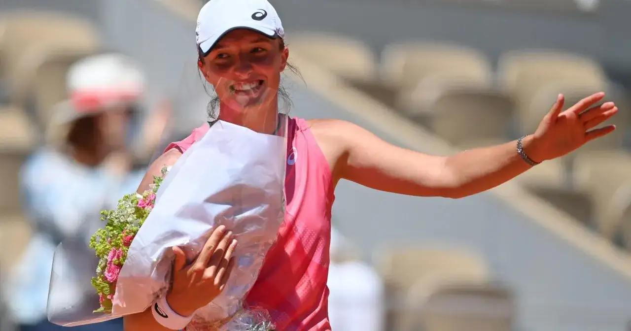 Zdjęcie Ile lat ma Iga Świątek? Zaskakujące fakty o wieku i karierze tenisistki