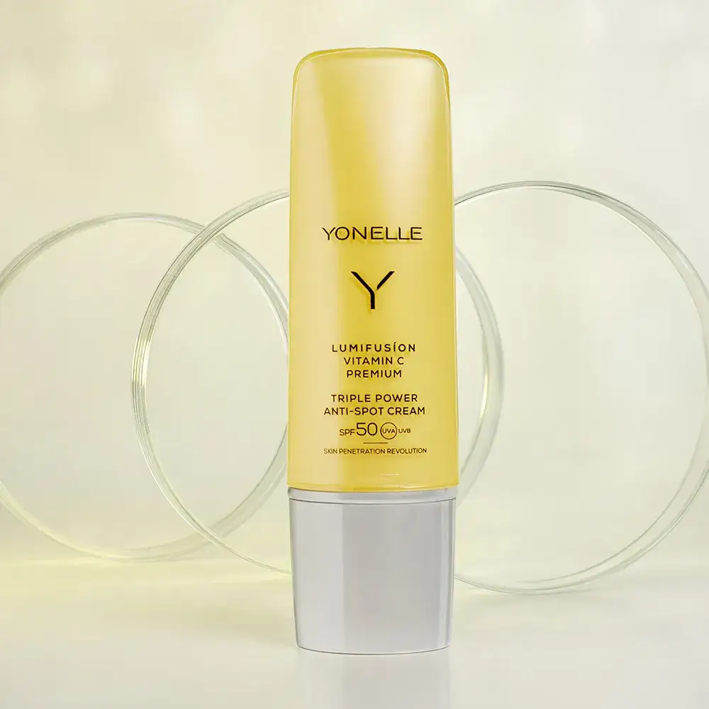 Zdjęcie Czy serum z witaminą C pod oczy? Fakty i zagrożenia