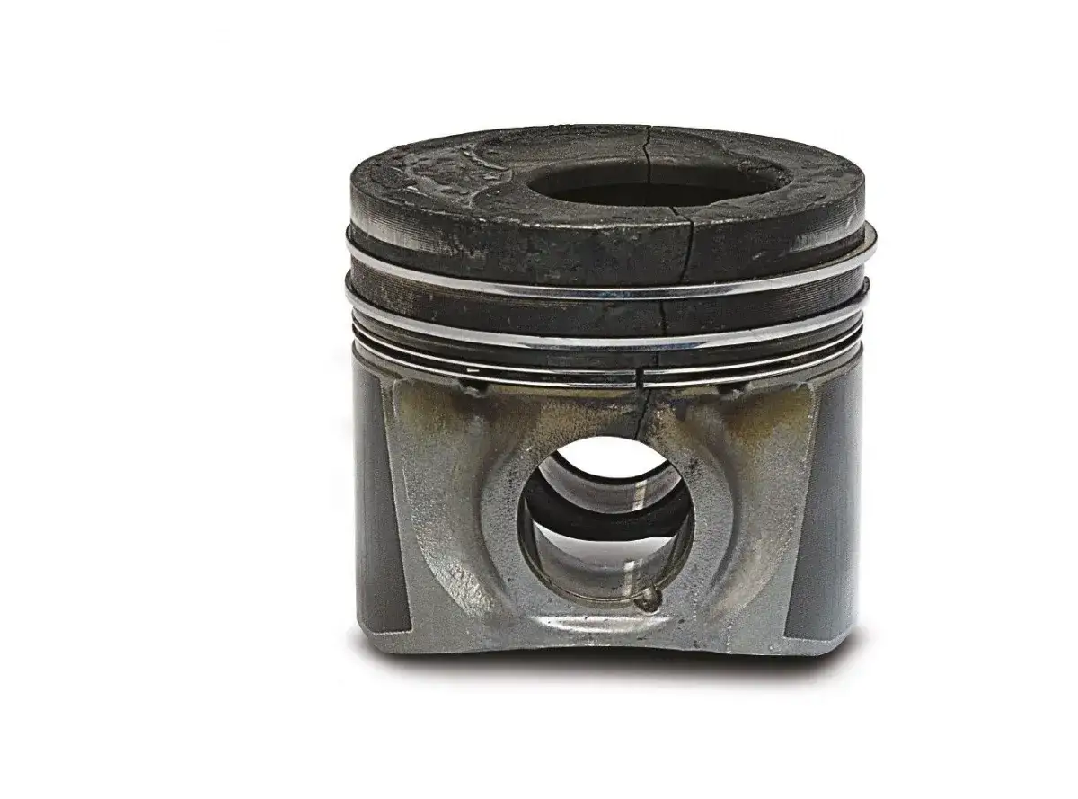 Zdjęcie Wypalony tłok diesel objawy: jak rozpoznać poważne problemy?