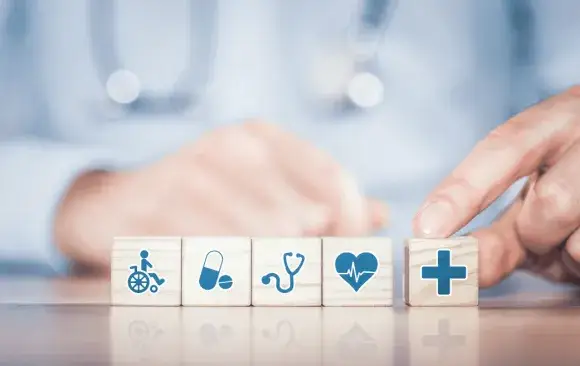 Zdjęcie Czy prywatne ubezpieczenie obejmuje NFZ? Odkryj ważne różnice