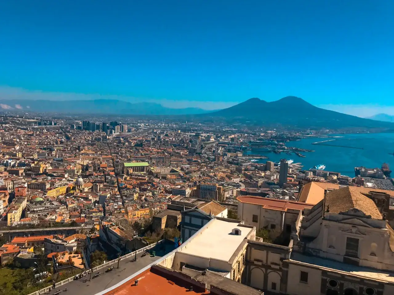 Zdjęcie Najpiękniejsze miejsca w Neapolu, które musisz zobaczyć i pokochać