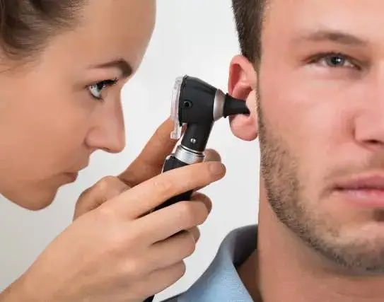 Zdjęcie Ile wynosi dofinansowanie do aparatu słuchowego? Sprawdź, ile możesz zyskać