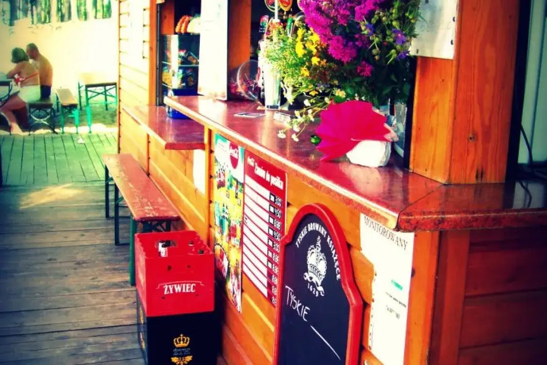 Zdjęcie Gdzie zjeść w Krasnobrodzie? Odkryj najlepsze lokale gastronomiczne