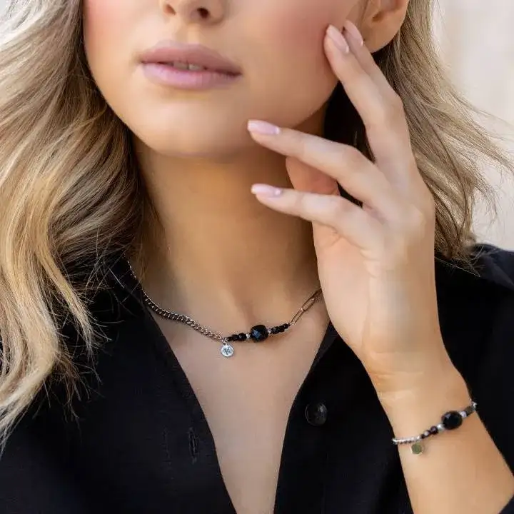 Zdjęcie Jak czyścić srebrne łańcuszki: skuteczne metody na blask i ochronę