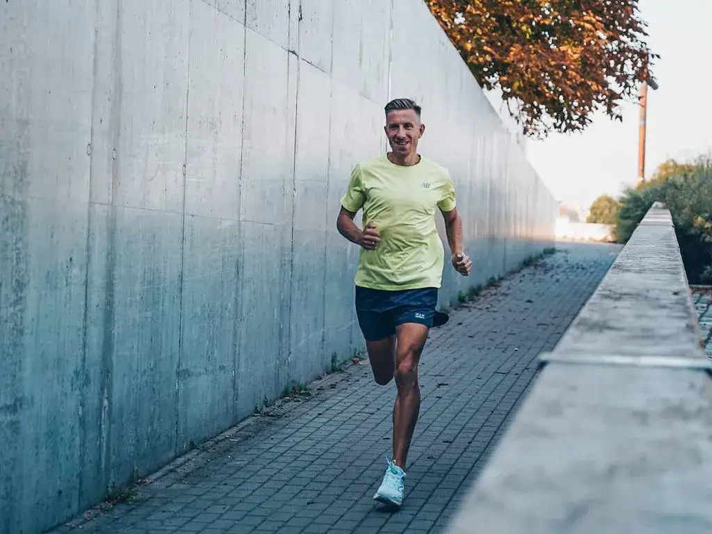 trening interwałowy bieganie podbiegi