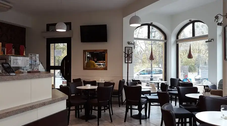 Kawiarnia Ciechocinek wnętrze ciasta