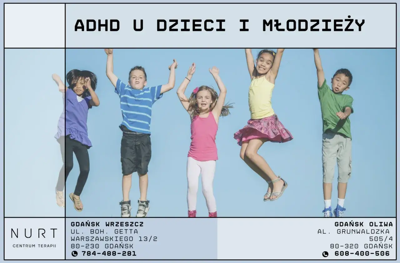 Radosne dzieci skaczą w powietrzu. To materiał z cyklu 