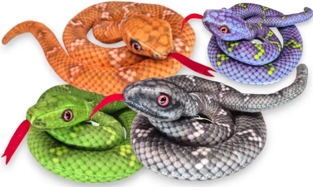 wąż maskotka r&oacute;żne wzory i detale