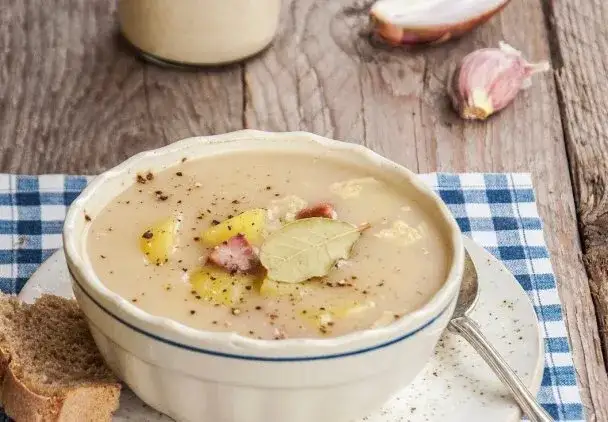 Zalewajka świętokrzyska i pierogi