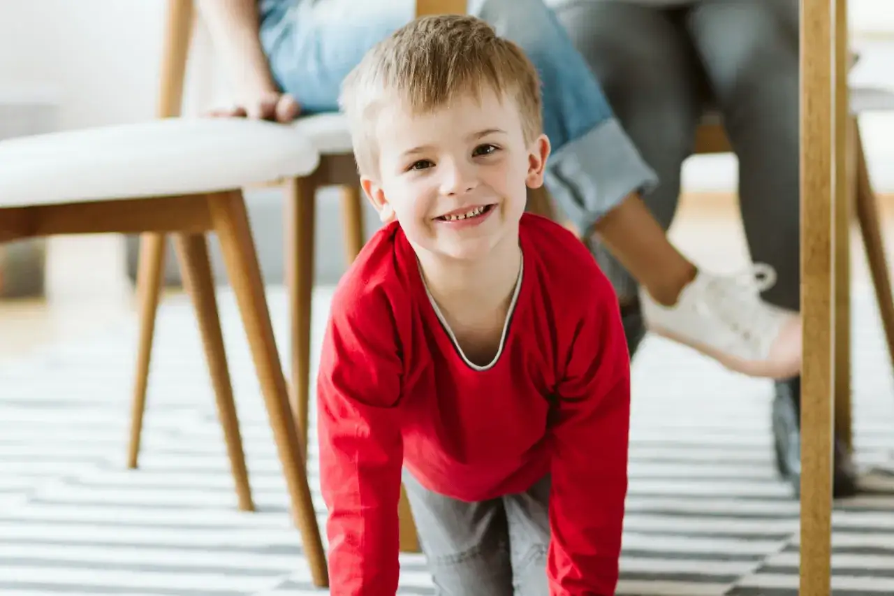 Spokojny rodzic z dzieckiem ADHD