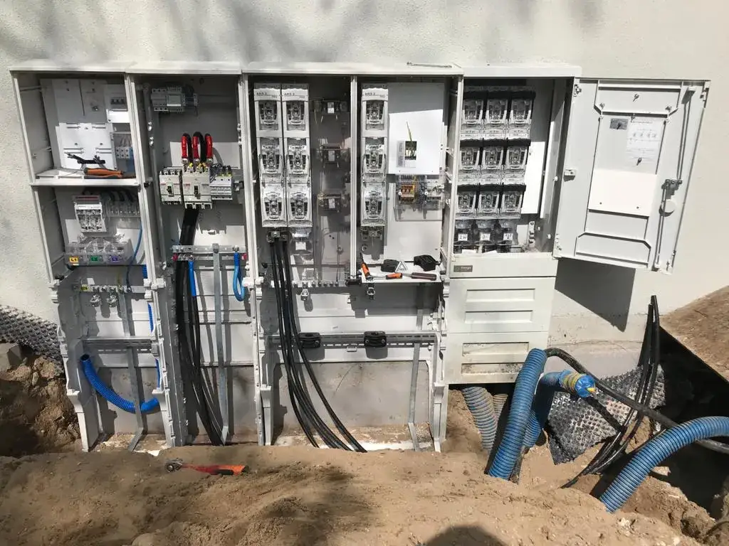 Zdjęcie Ile kW przyłącze energetyczne? Poznaj standardową moc dla domu