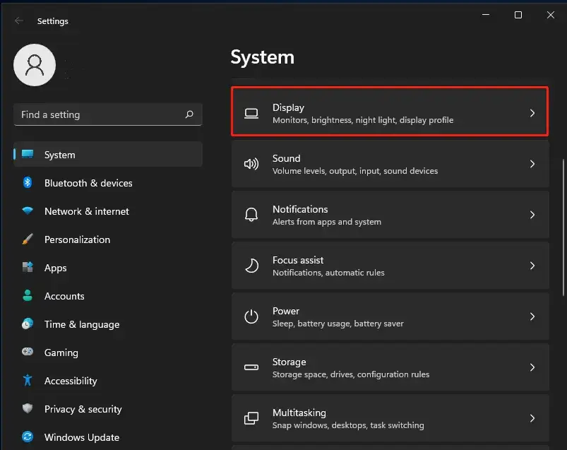 suwak jasności w ustawieniach Windows 11