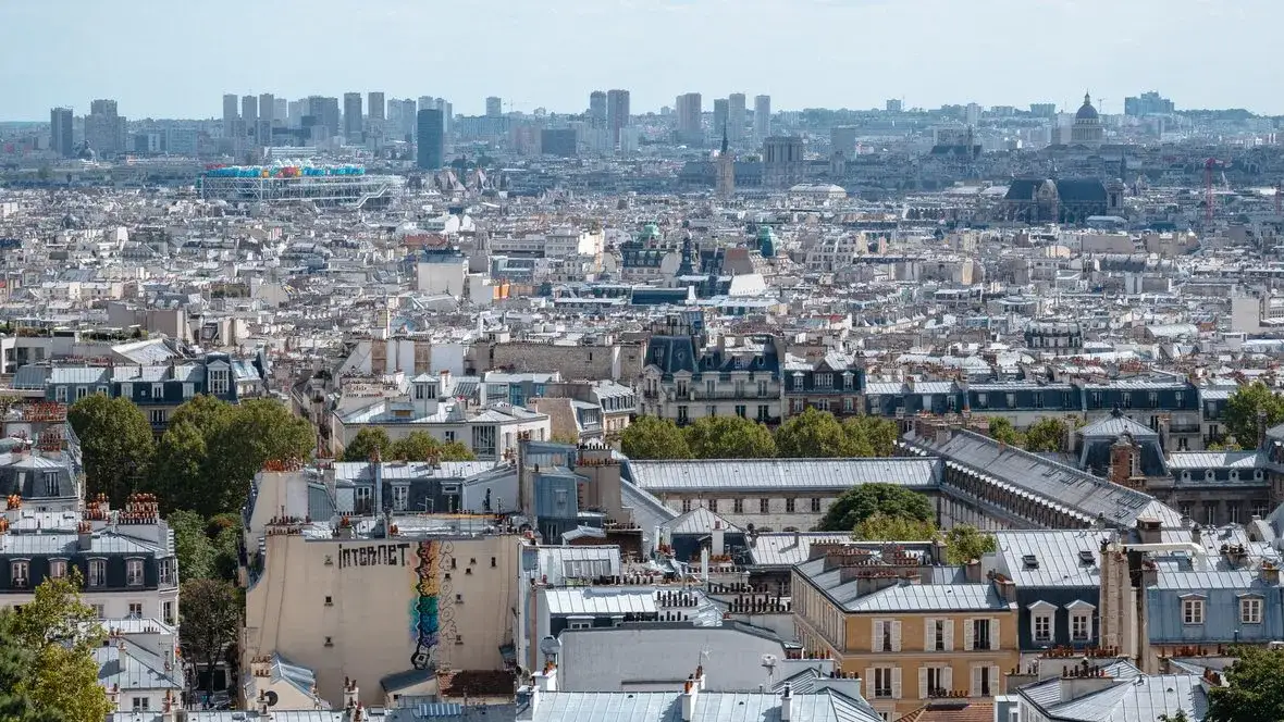 Widok na Montmartre z bazyliką Sacré-Cœur
