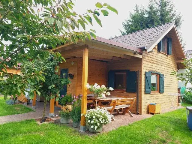 Zdjęcie Dom nad jeziorem sprzedam Zachodniopomorskie - idealne miejsce na wypoczynek