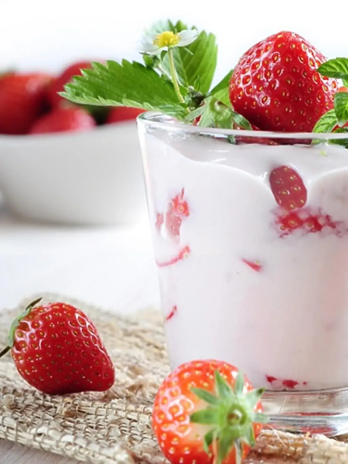 Zdjęcie Najlepszy jogurt dla dziecka – jak wybrać bezpieczny i zdrowy produkt?