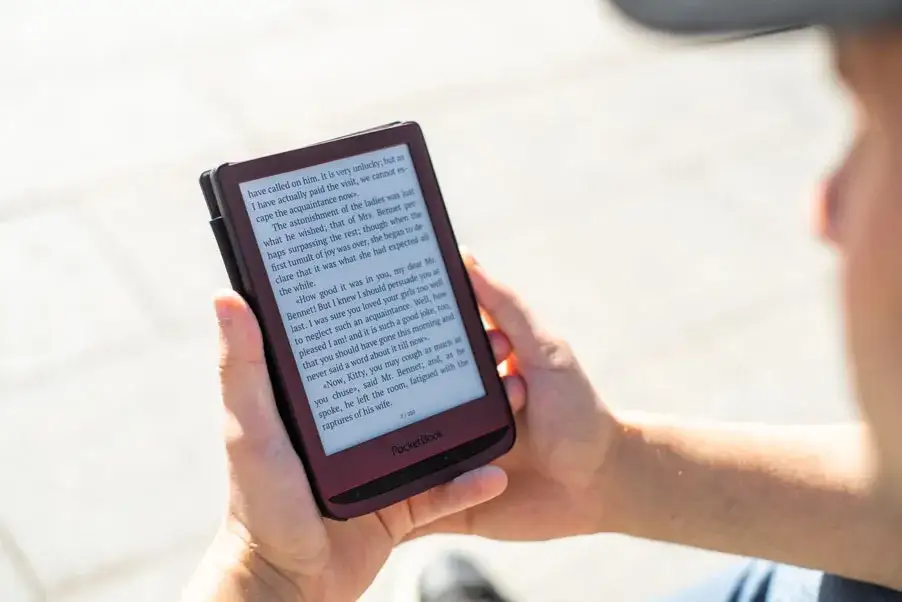 Zdjęcie  Jak czytać ebooki i epub na telefonie? Poradnik 2023