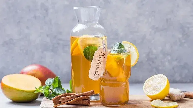 Zdjęcie Kombucha napój: zdrowe właściwości i jak go przygotować w domu
