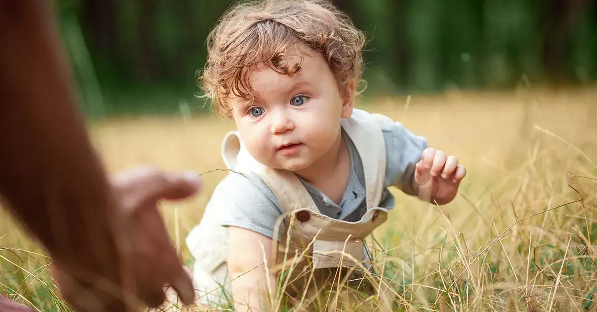 niemowlę 12 tydzień nowe umiejętności zabawa
