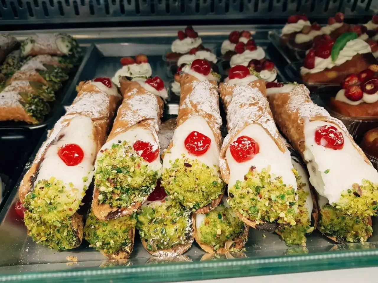 Katania jedzenie street food sycylijskie specjały