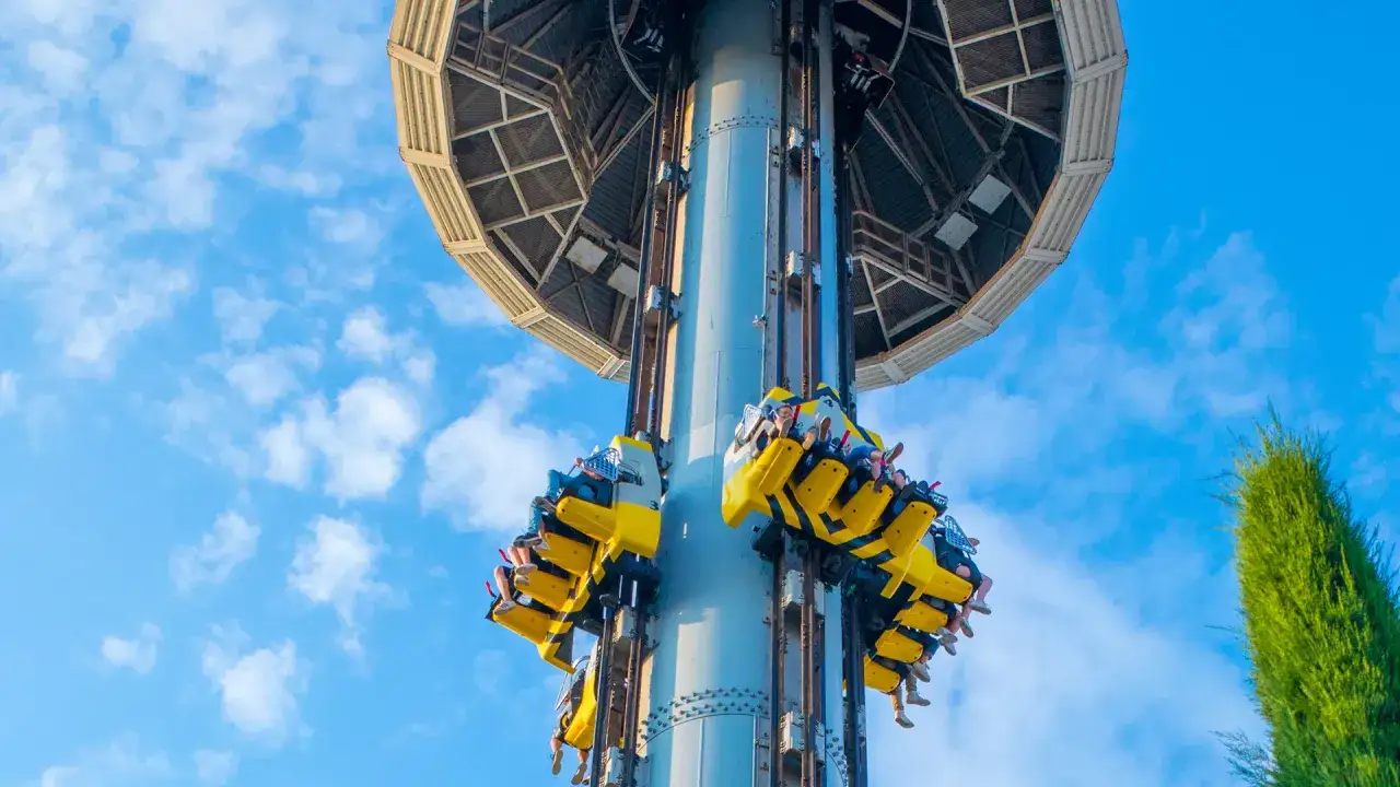 Gardaland attrazioni adrenaliniche principali