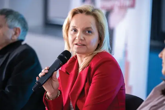 dyrektor szkoły kurator oświaty
