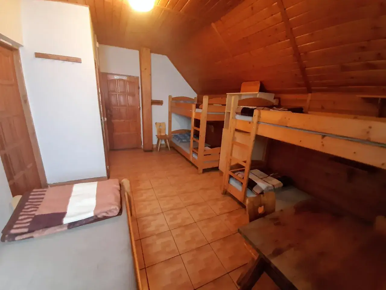 nocleg zastępczy schronisko g&oacute;rskie